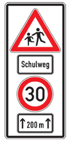 Schulwegschild Schulweg, Tempo 30 ' 200 m'
