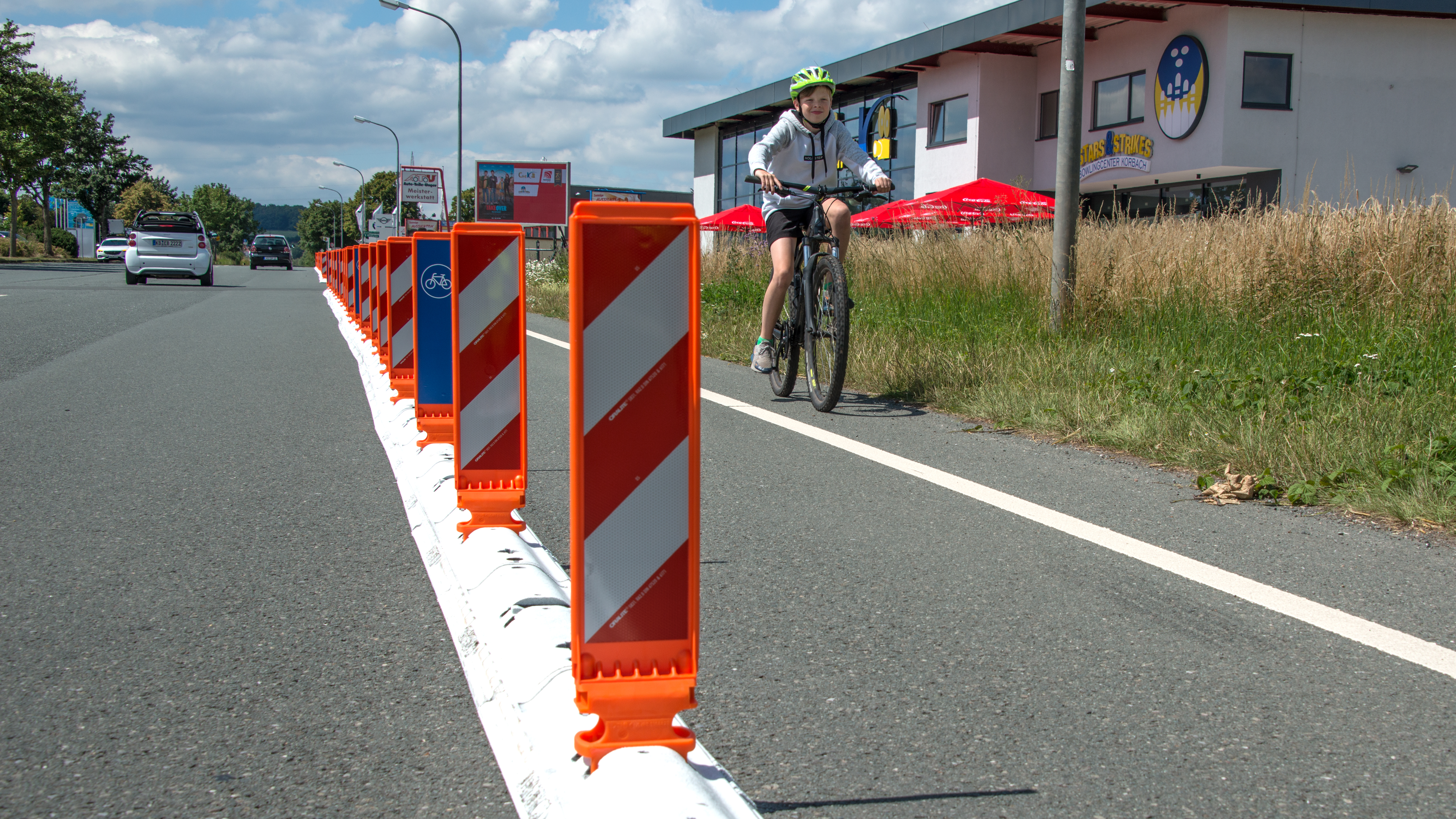 Leitschwelle 'Bike Lane' mit Anti-Rutsch-System ARS
