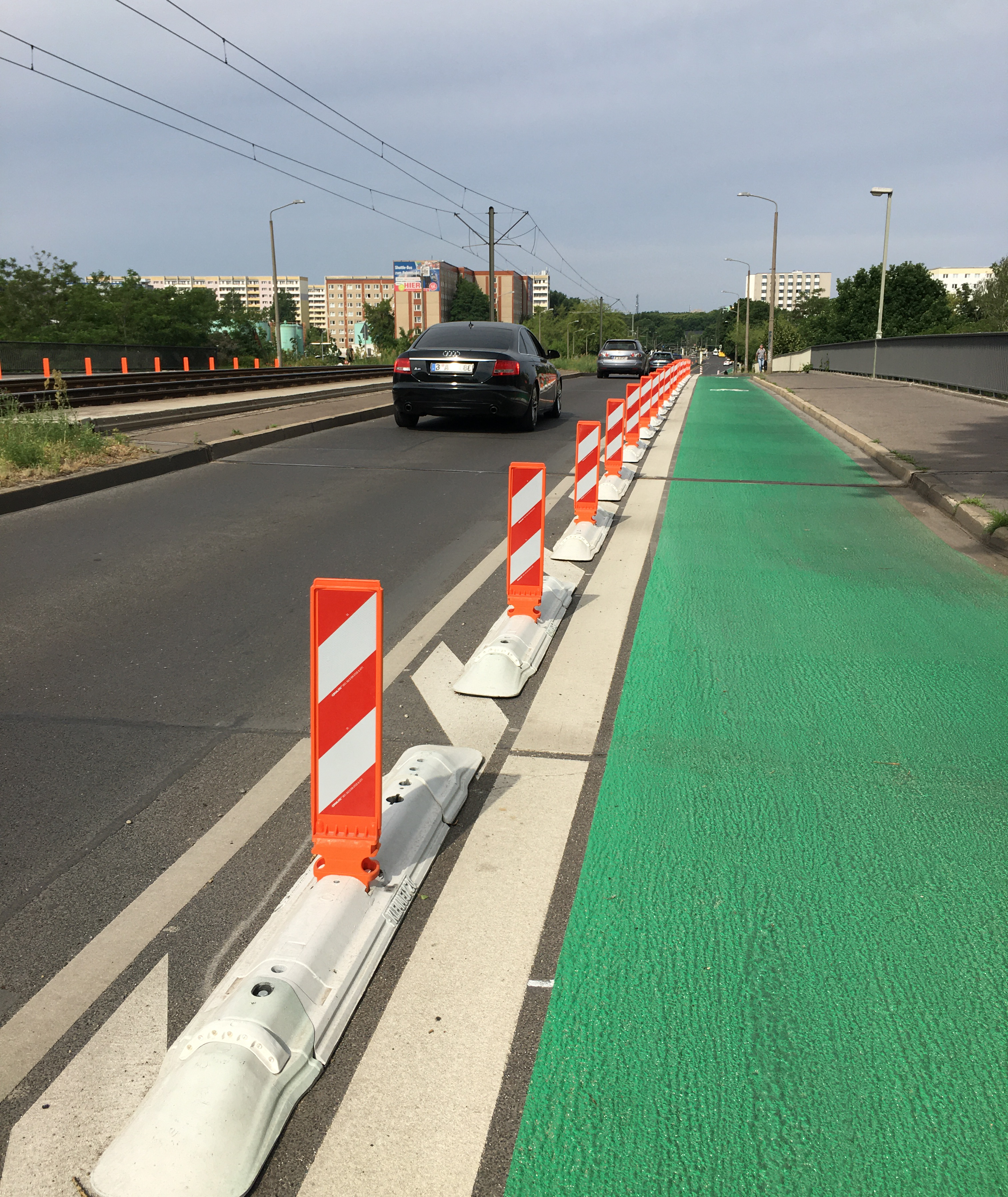Leitschwelle 'Bike Lane' mit Anti-Rutsch-System ARS